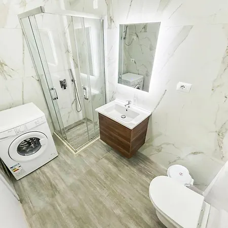 Azure Haven Residences Appartamento Durrës