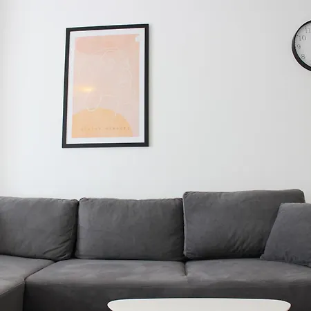Appartamento Azure Haven Residences *