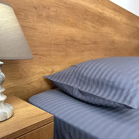 Azure Haven Residences Appartamento *