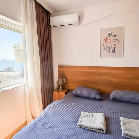Azure Haven Residences Appartamento